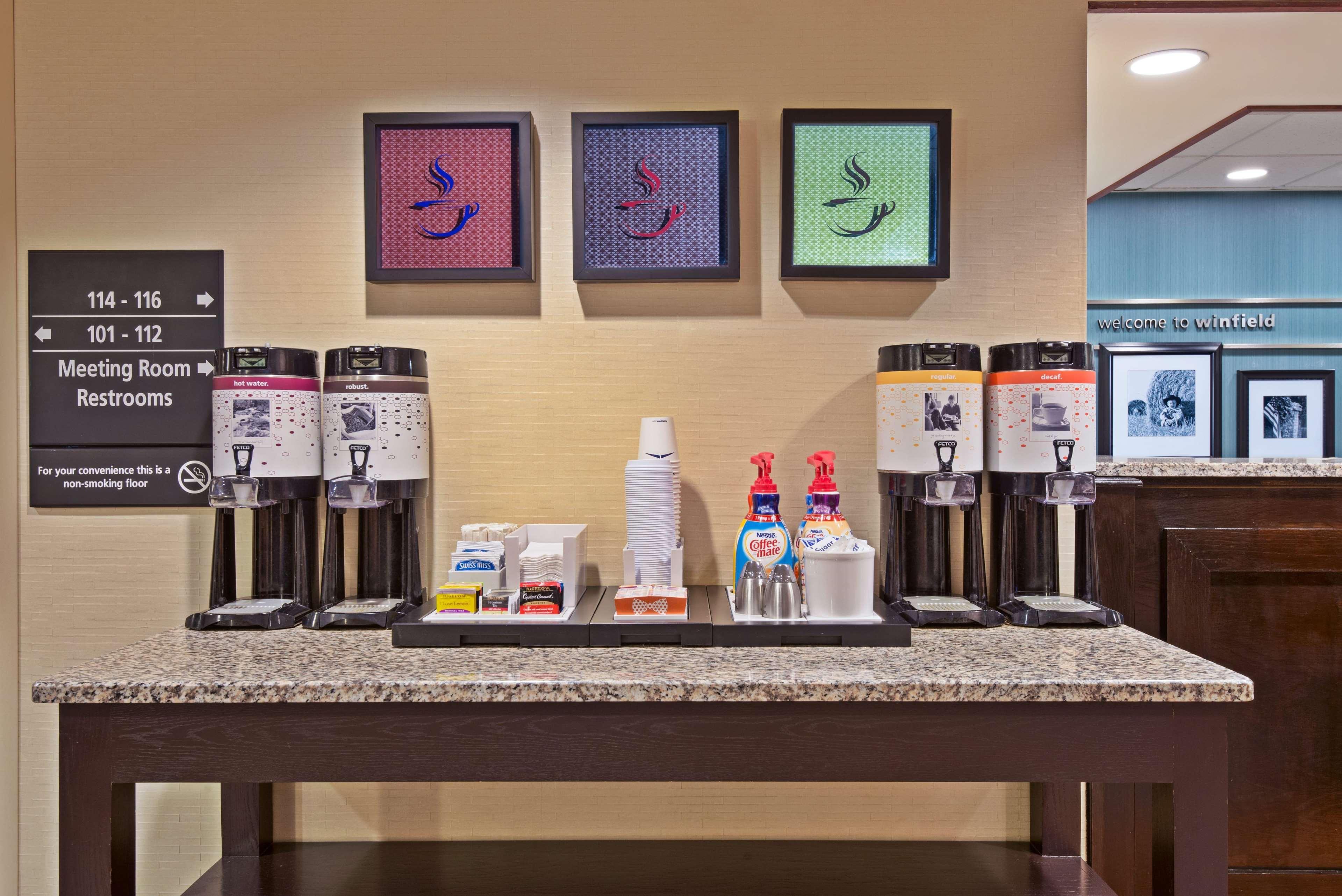 Hampton Inn Winfield Teays Valley Buitenkant foto